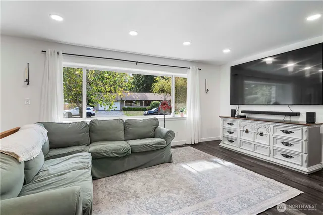 $775,000 | 620 South 301st Street, Federal Way, WA 98003