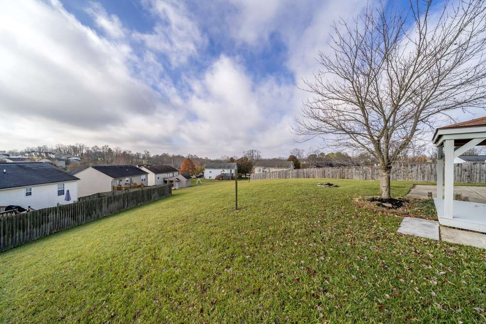 219 Alexis Circle Dry Ridge, KY 41035 - Photo 10 of 32 Gallery Image 10