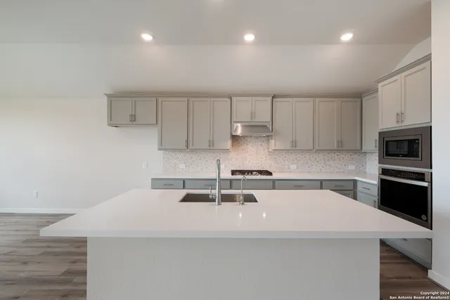 $509,990 | 626 Foxbrook Way, Cibolo, TX 78108