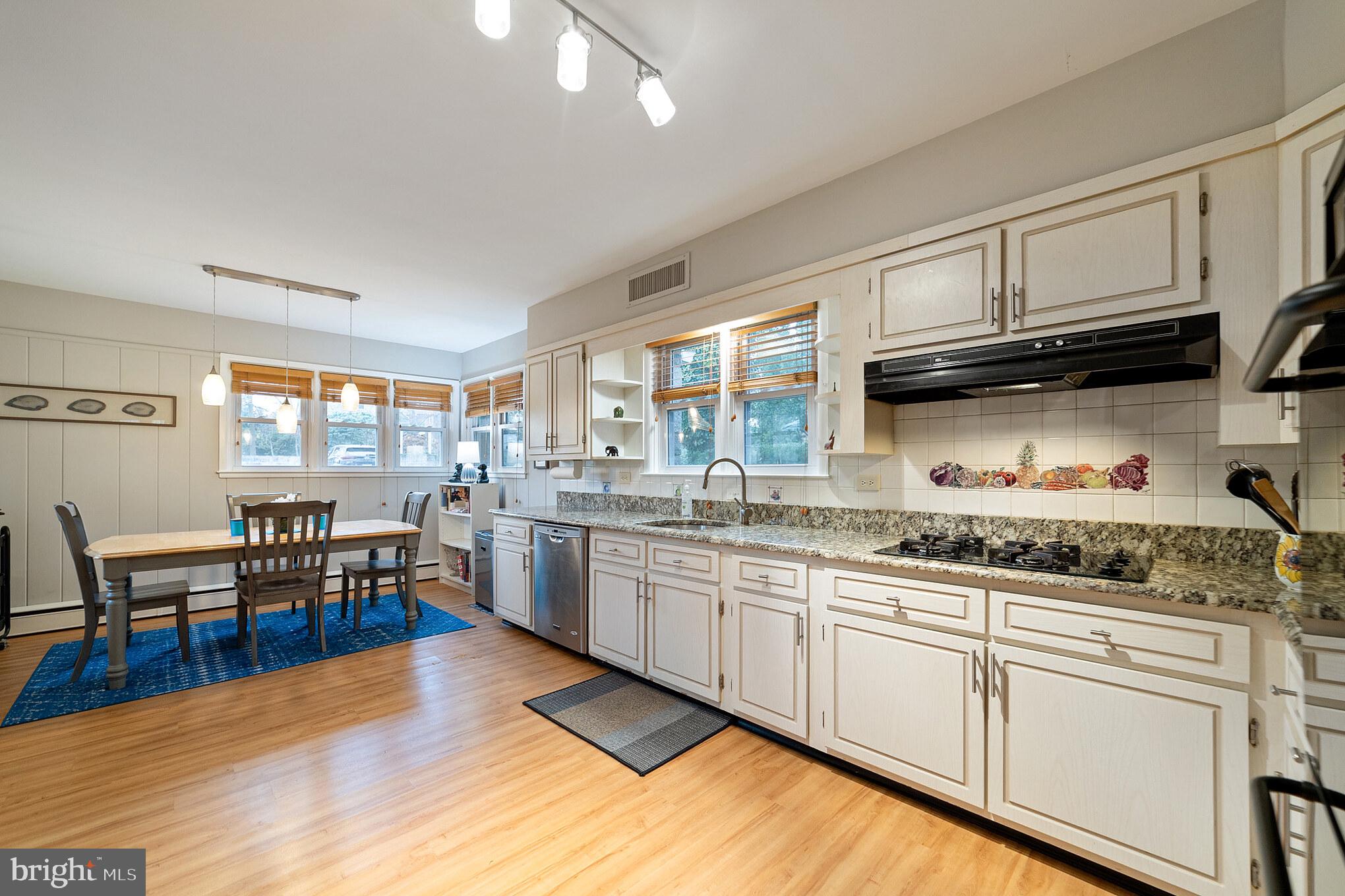 1017 Litchfield Road Baltimore, MD 21239 - Photo 14 of 33