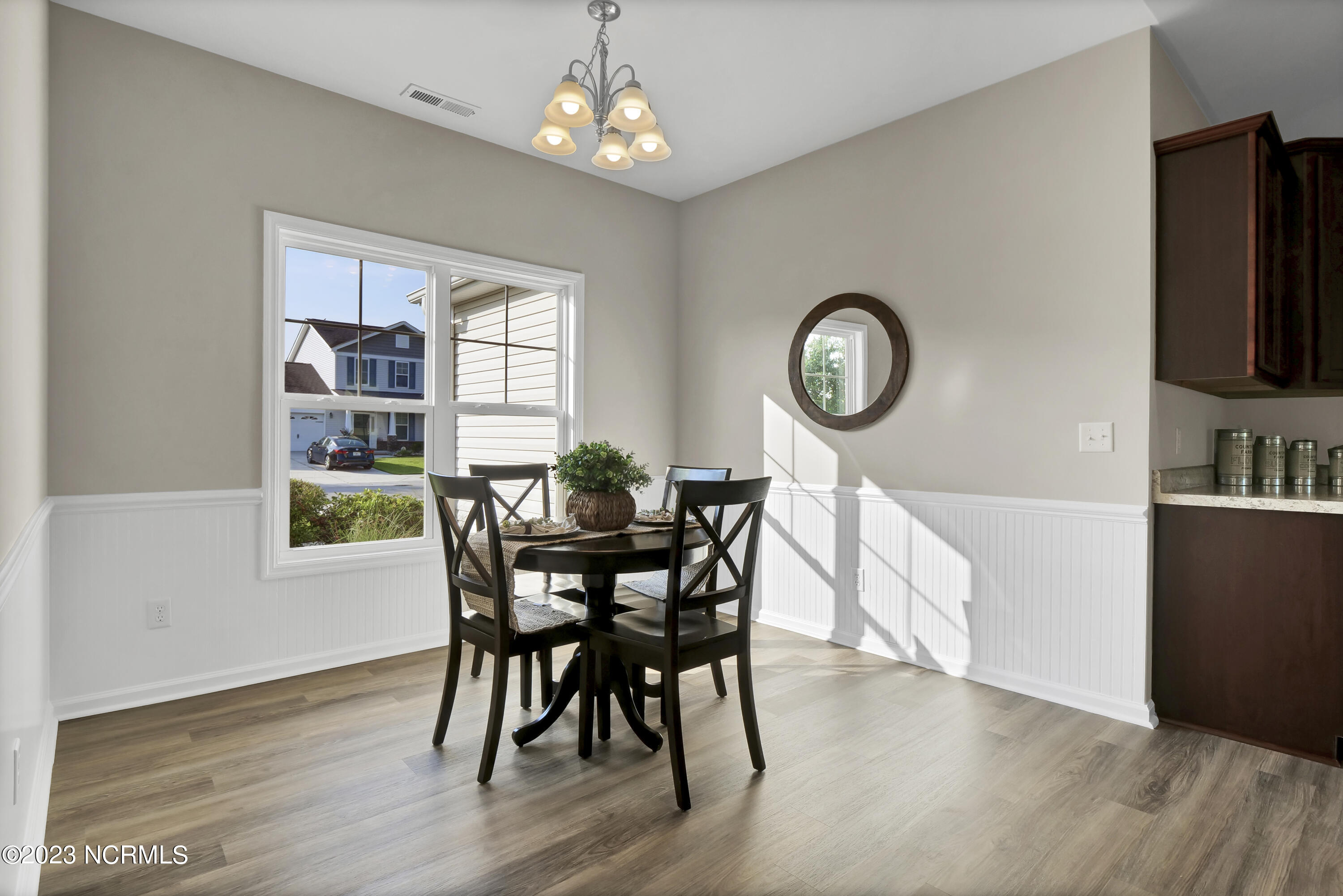 335 Kingston Road Jacksonville, NC 28546 - Photo 6 of 31 5