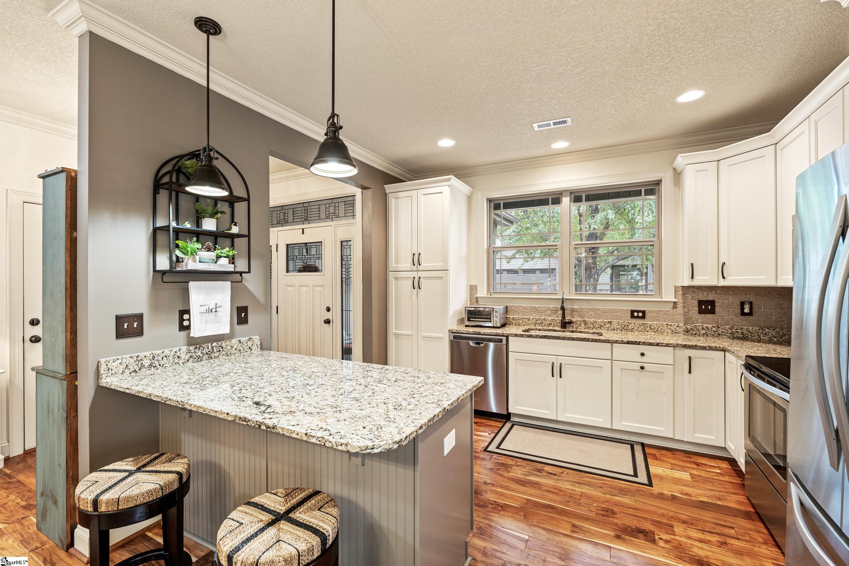 235 Ashler Drive Greer, SC 29650 - Photo 10 of 34