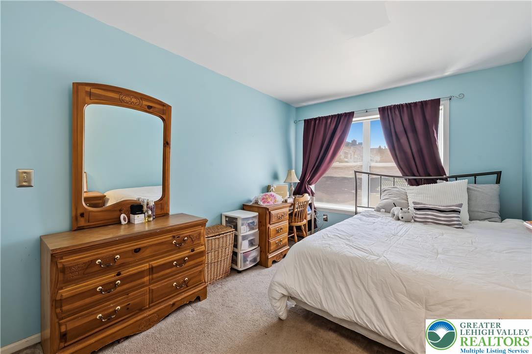 309 Hill Road Whitehall, PA 18052 - Photo 24 of 31