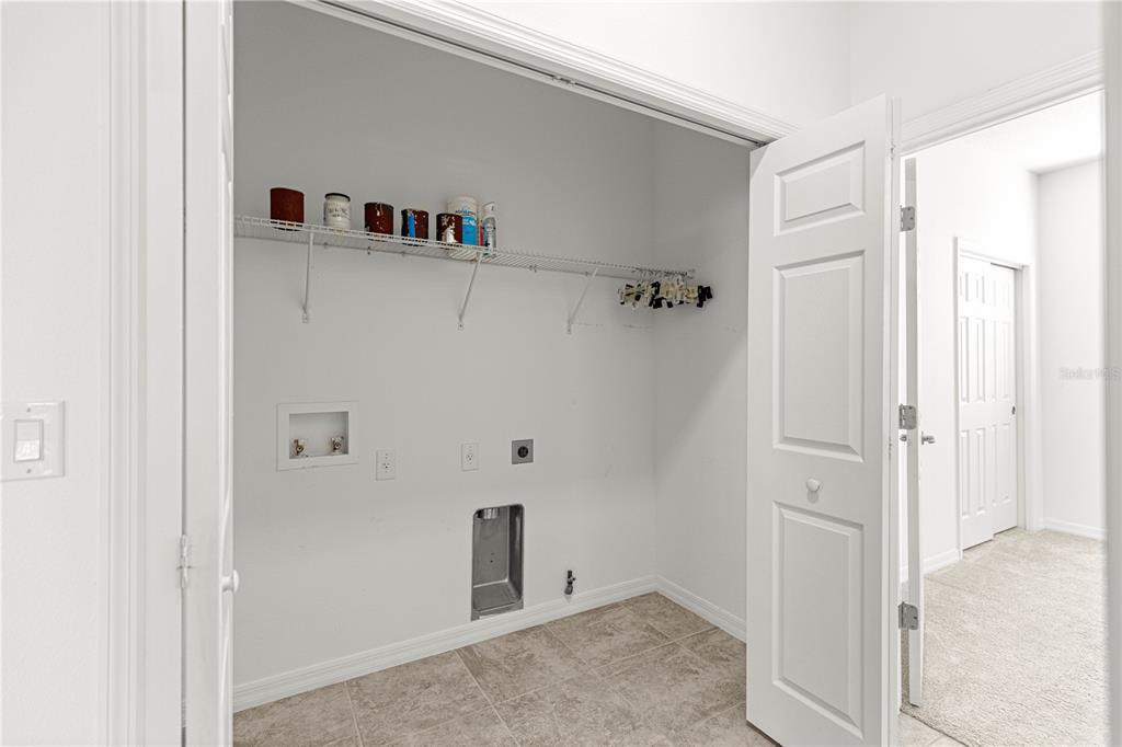 8546 Southwest 79th Avenue Ocala, FL 34476 - Photo 25 of 42 a view of walk in closet