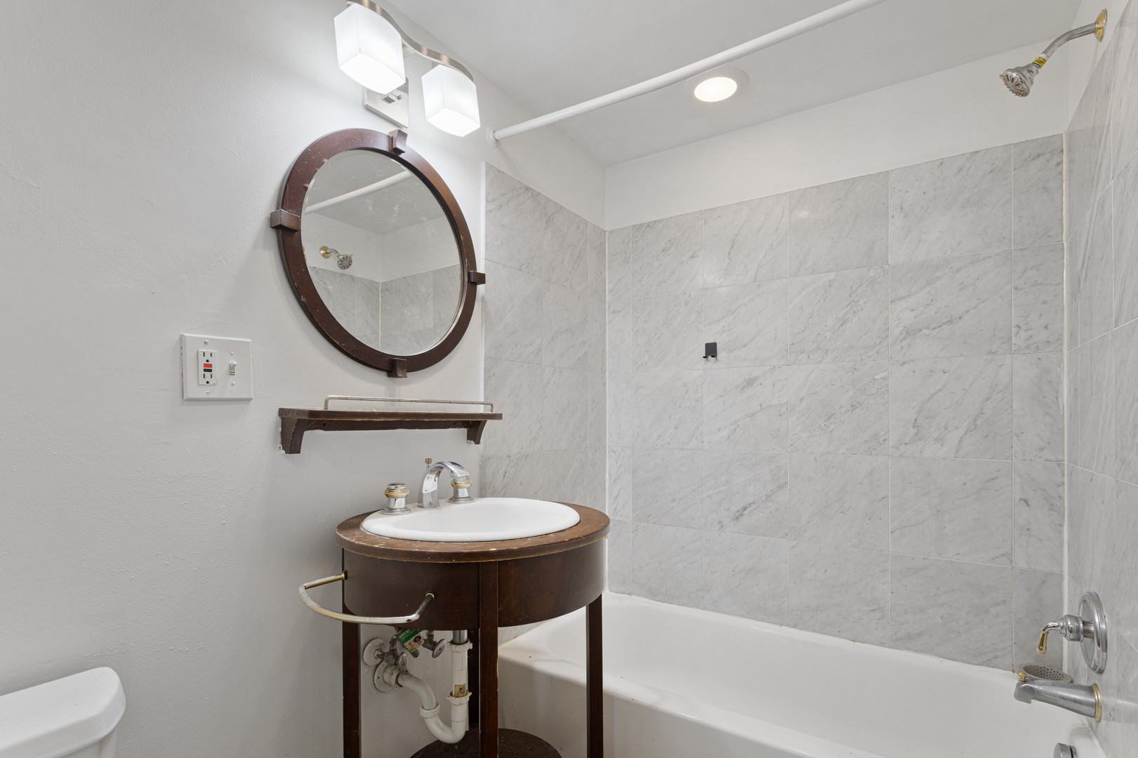 665 West Roscoe Street, Unit G Chicago, IL 60657 - Photo 6 of 16