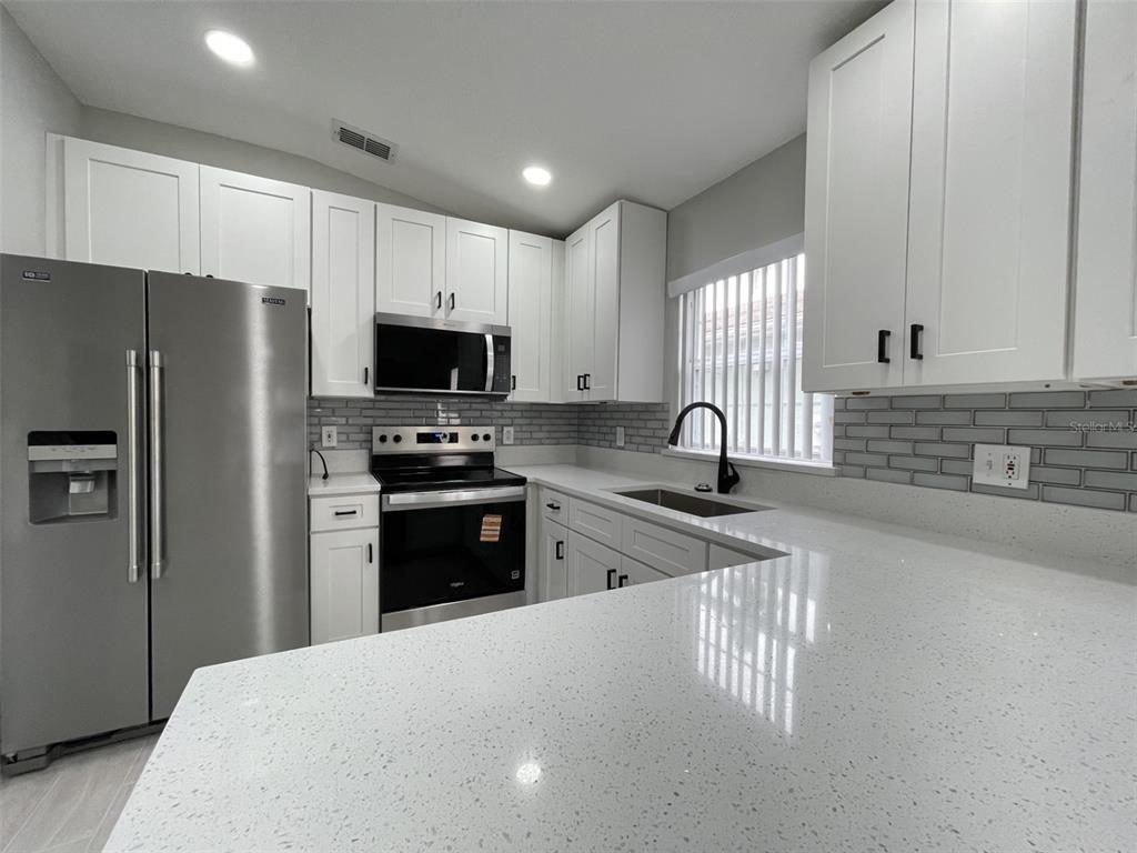 2809 Falling Tree Circle Orlando, FL 32837 - Photo 8 of 22