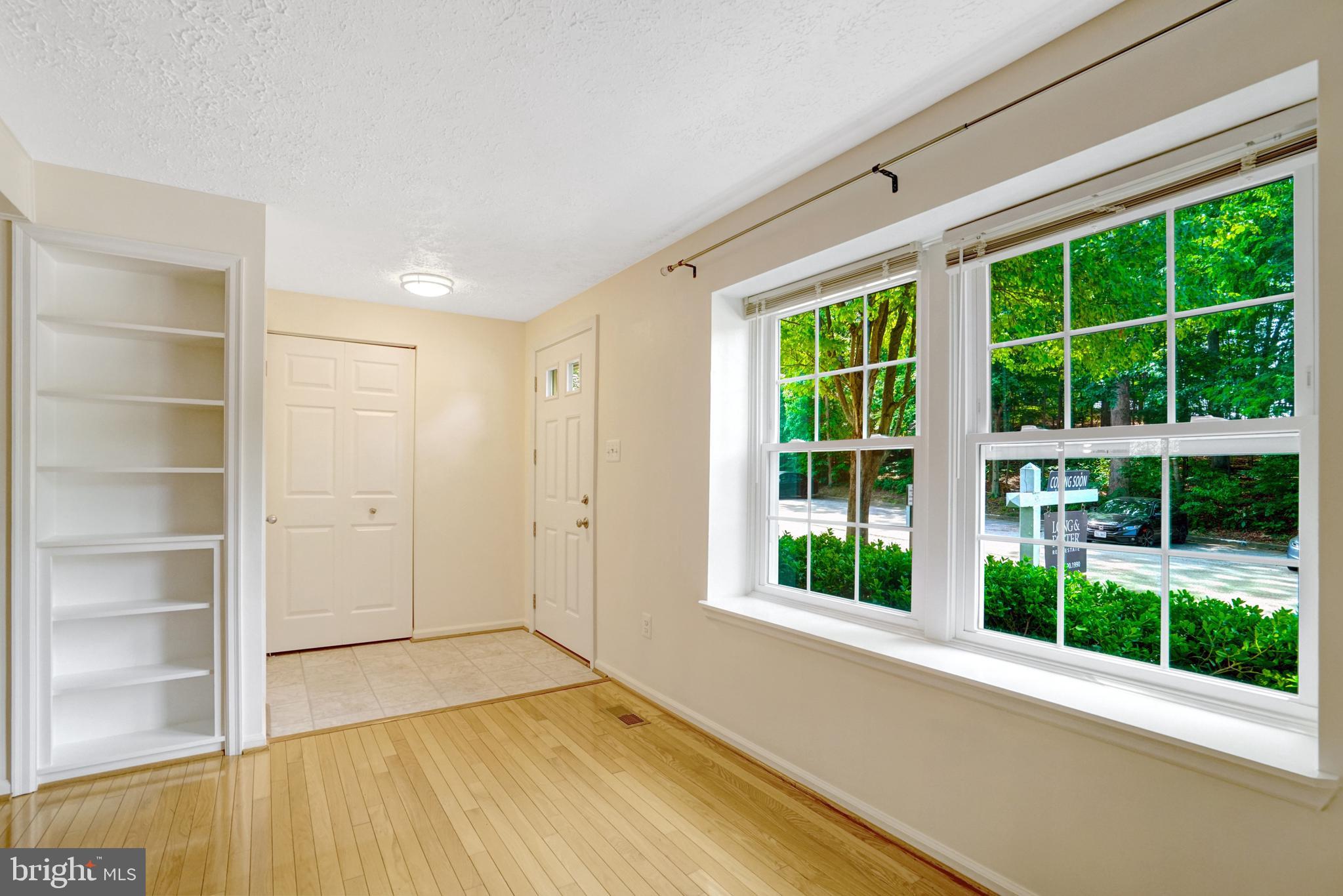 7516 Aspenpark Road Lorton, VA 22079 - Photo 4 of 58