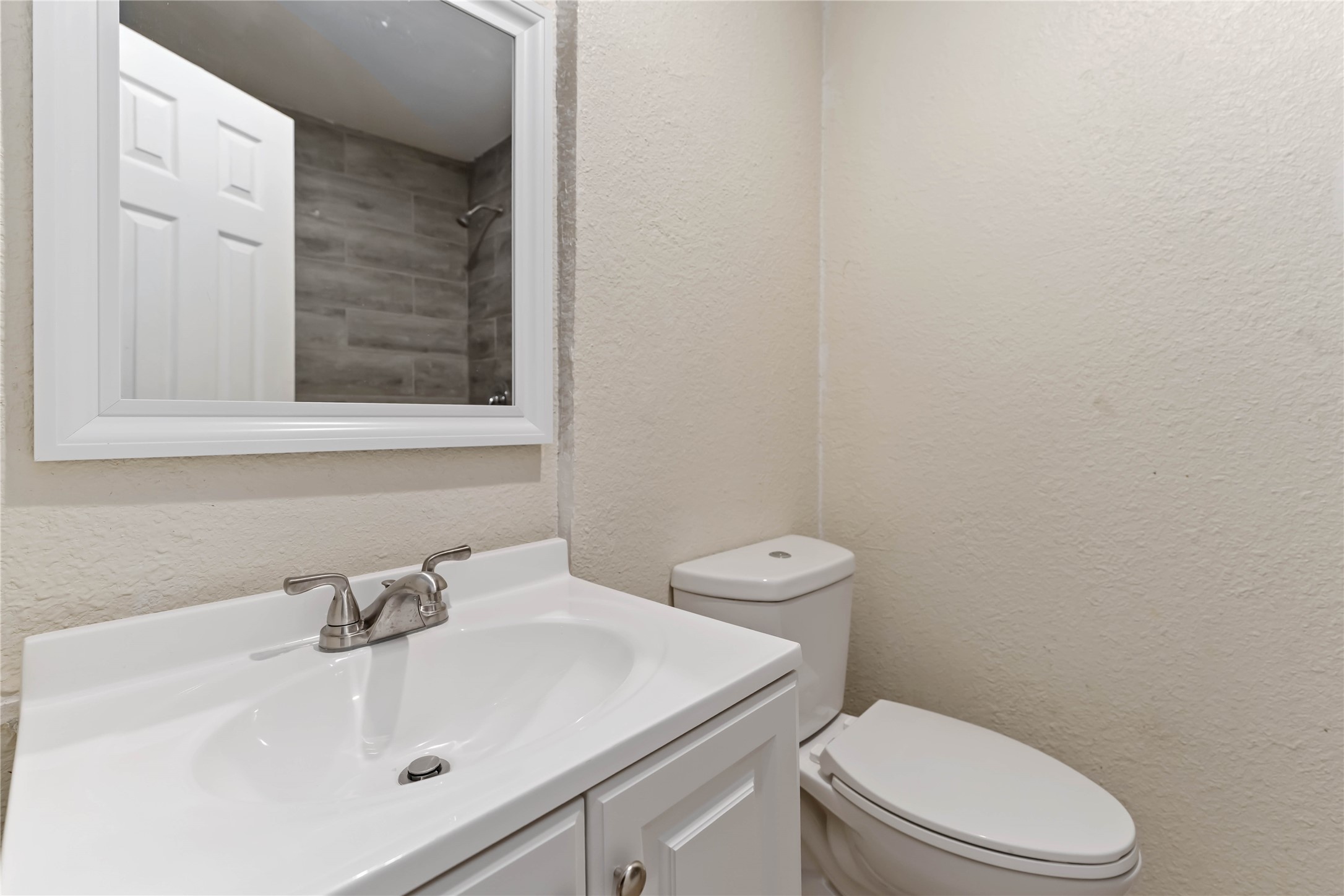 5042 Bataan Road Houston, TX 77033 - Photo 24 of 27