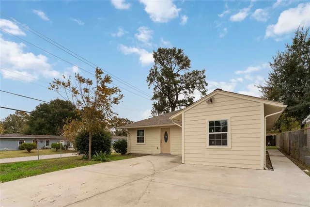 $180,000 | 5042 Bataan Road, Houston, TX 77033
