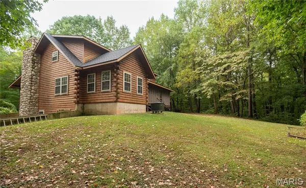 $359,900 | 23847 Friar Tuck Court, Essex, MO 63846