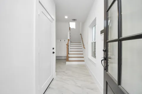 $365,000 | 723 Marcella Street, Unit B, Houston, TX 77091