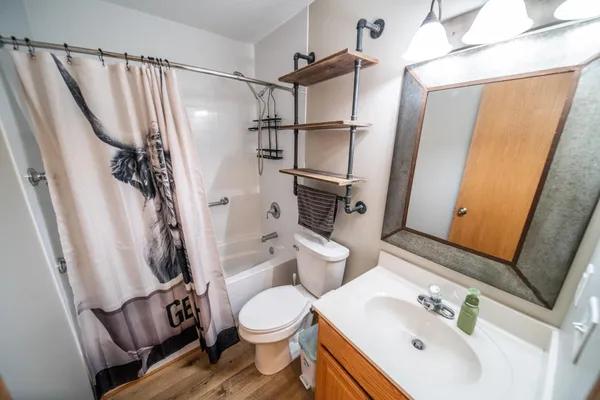 $230,000 | 562 Pointe Court Southwest, Rochester, MN 55902