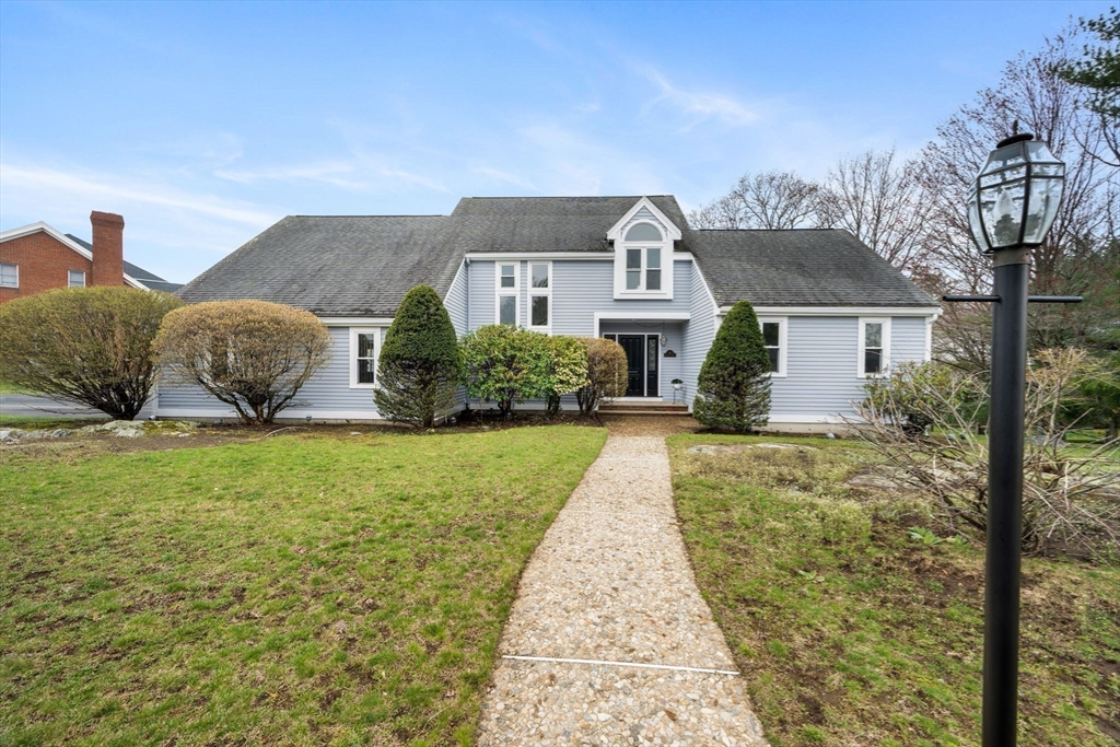 20 Blacksmith Way Saugus, MA 01906 - Photo 2 of 41