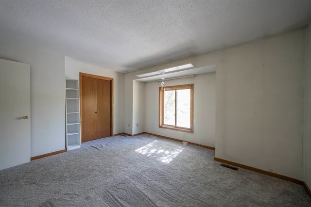 $385,000 | 50 Thornhill Road, Stratham, NH 03885