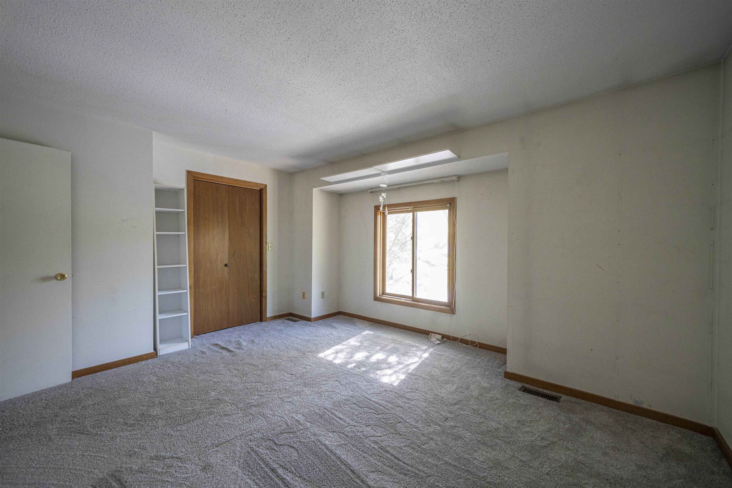 50 Thornhill Road Stratham, NH 03885 - Photo 8 of 14