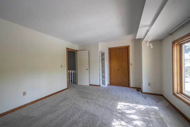 $385,000 | 50 Thornhill Road, Stratham, NH 03885