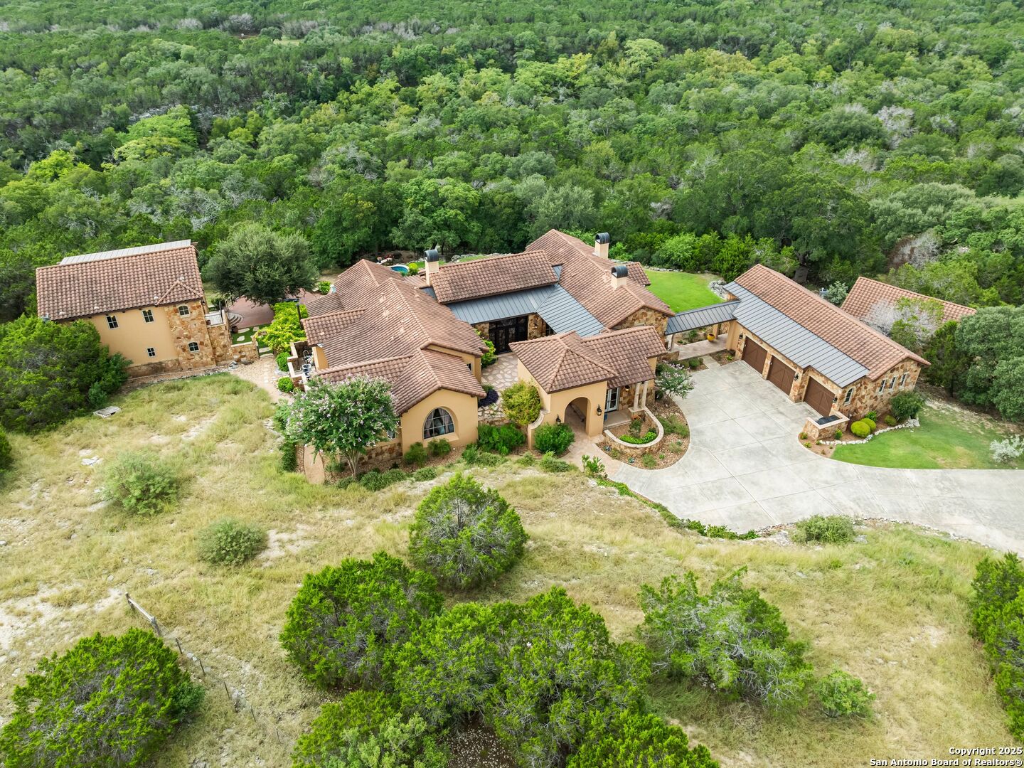 103 Castle Rock Boerne, TX 78006 - Photo 10 of 99