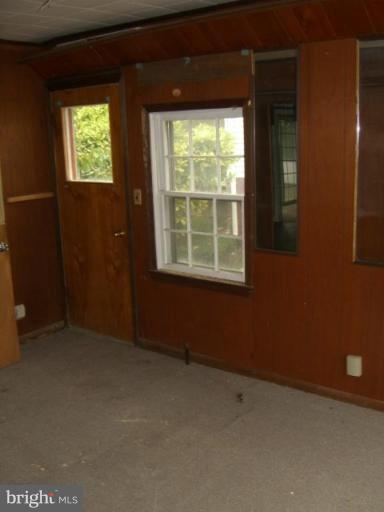 10615 Amherst Avenue Silver Spring, MD 20902 - Photo 18 of 30 Family Room
