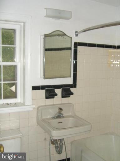 10615 Amherst Avenue Silver Spring, MD 20902 - Photo 4 of 30 Bath #2