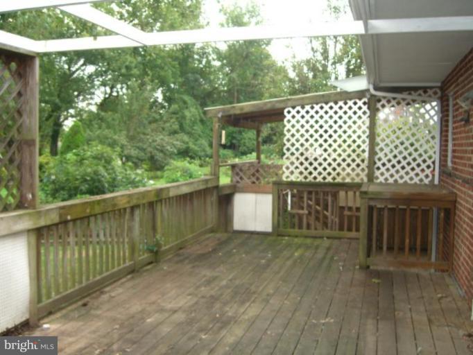 10615 Amherst Avenue Silver Spring, MD 20902 - Photo 6 of 30 Deck