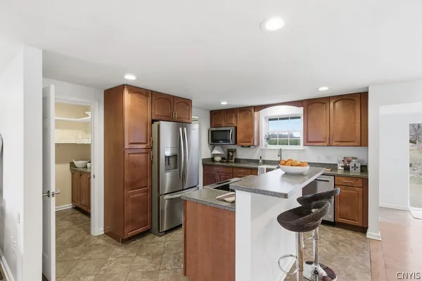 $549,900 | 1939 Coon Hill Road, Skaneateles, NY 13152