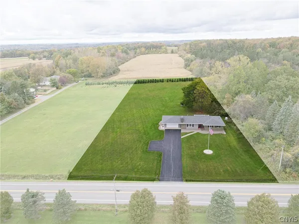 $549,900 | 1939 Coon Hill Road, Skaneateles, NY 13152