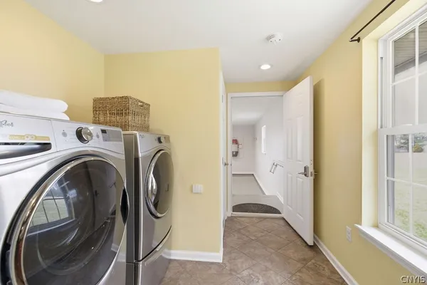 $549,900 | 1939 Coon Hill Road, Skaneateles, NY 13152