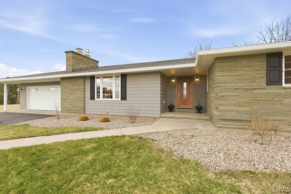 $549,900 | 1939 Coon Hill Road, Skaneateles, NY 13152