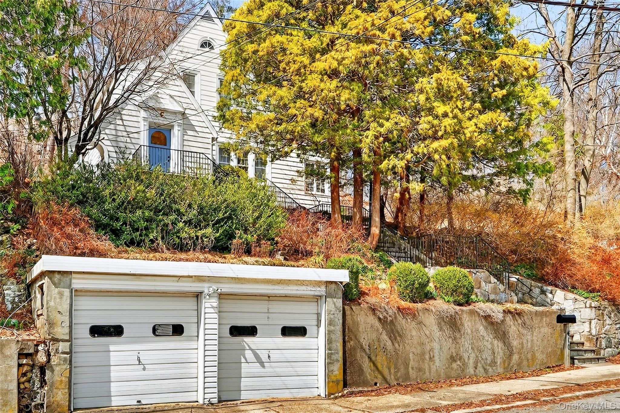 410 Decatur Avenue Peekskill, NY 10566 - Photo 2 of 47