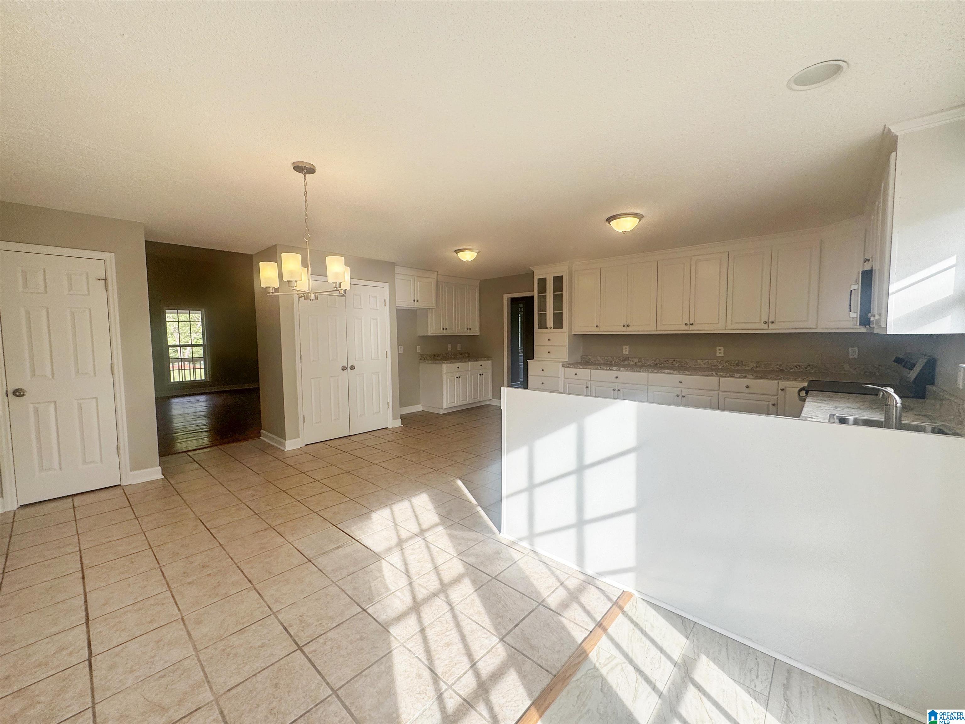 1914 Loop Road Moody, AL 35004 - Photo 21 of 46