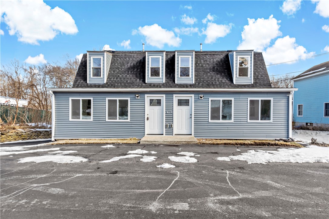 29 Farnum Pike, Unit 2 RIGHT Smithfield, RI 02917 - Photo 2 of 20 31 Farnum is on the left.