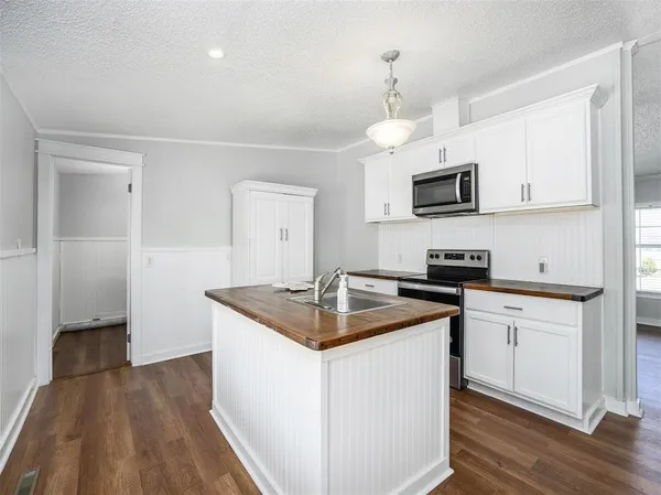 $1,750 | 9558 Diamond Avenue, Kaufman, TX 75142