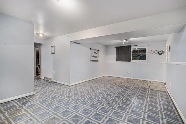 $170,000 | 897 North Washington Avenue, Battle Creek, MI 49037