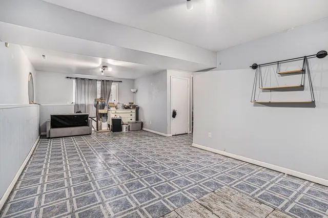 $170,000 | 897 North Washington Avenue, Battle Creek, MI 49037