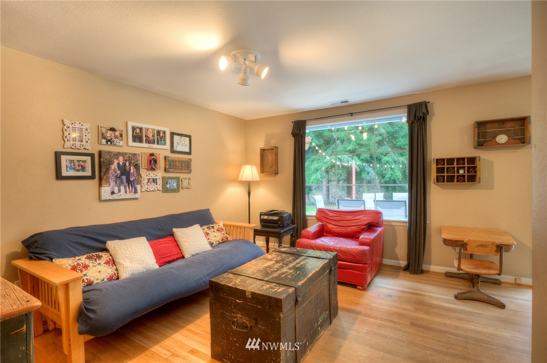 2930 Stafford Way Bothell, WA 98012 - Photo 8 of 19