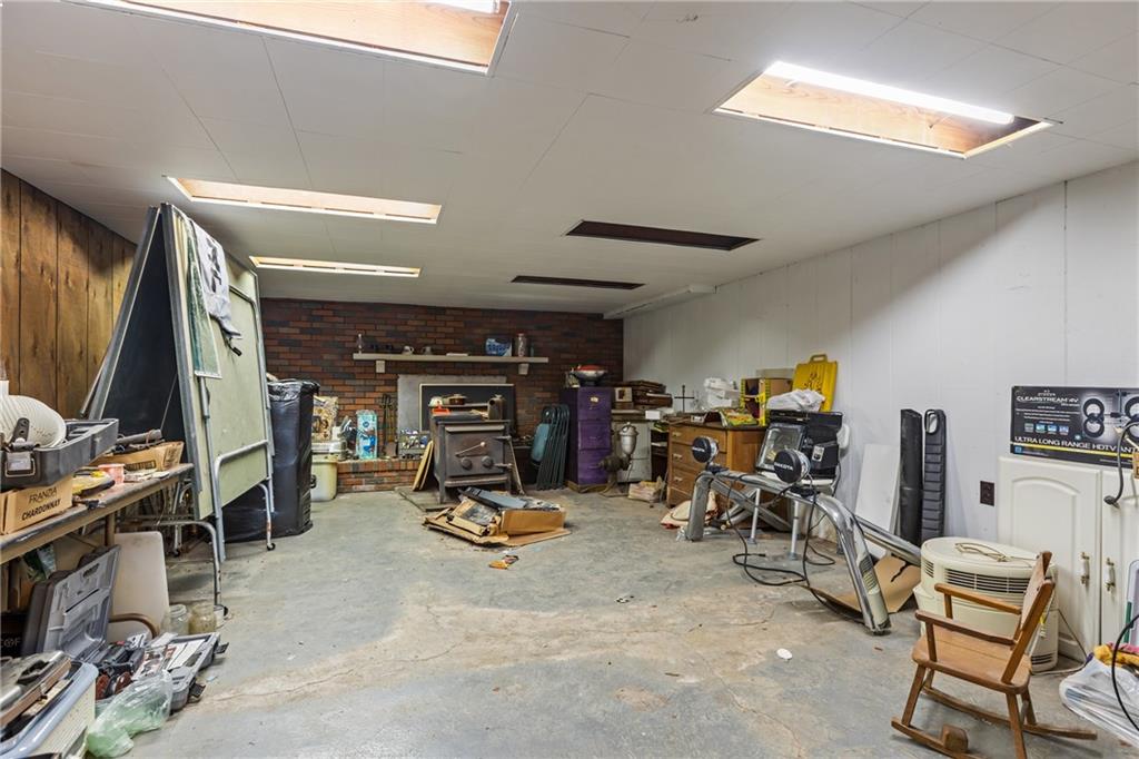 192 Salem Church Road Midland, PA 15059 - Photo 32 of 41