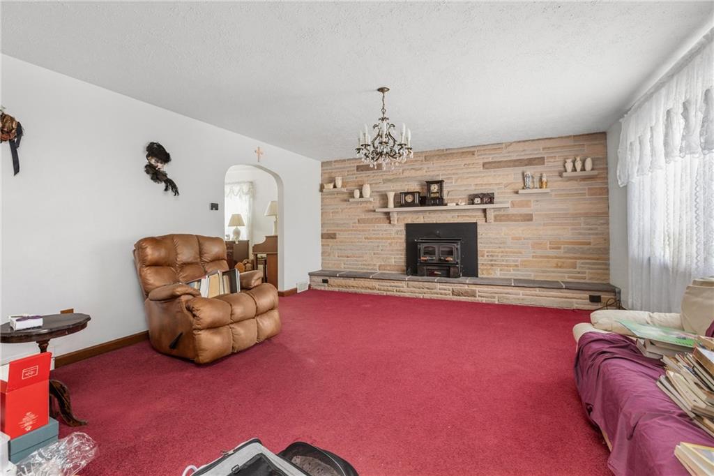 192 Salem Church Road Midland, PA 15059 - Photo 5 of 41