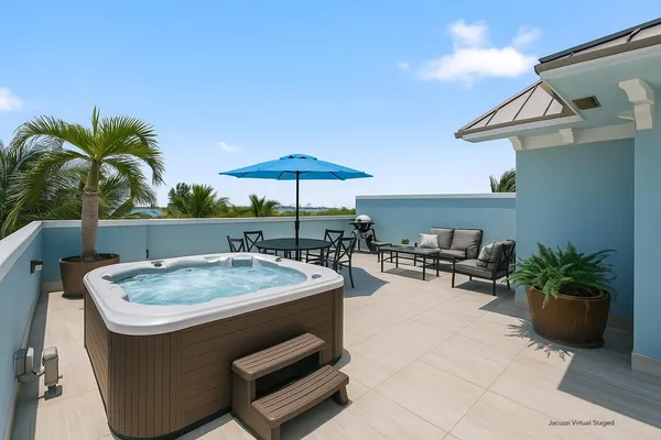$1,775,000 | 347 Oak Street, Unit B1, Hollywood, FL 33019