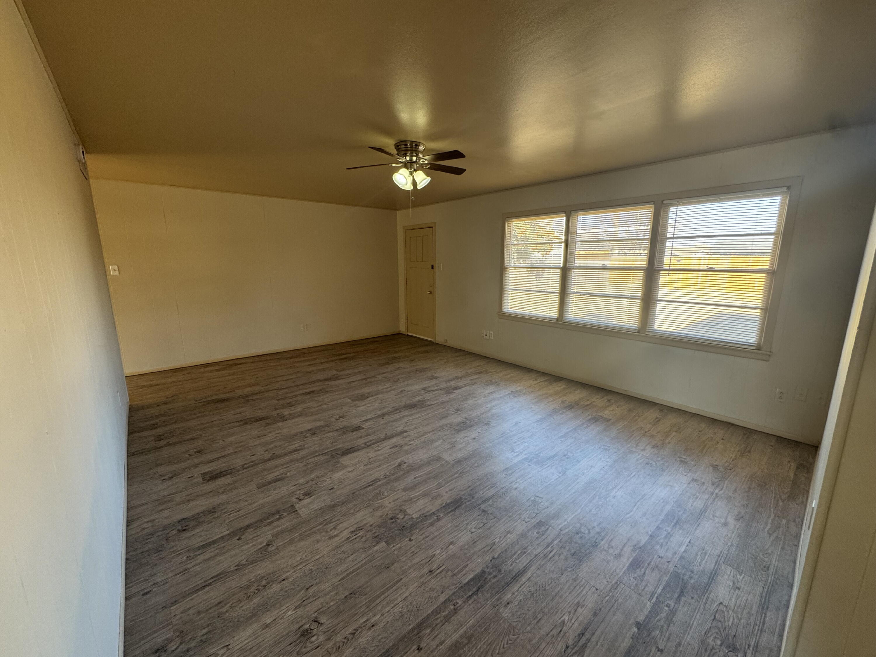 5230 14th Street Lubbock, TX 79416 - Photo 2 of 9 IMG_0347