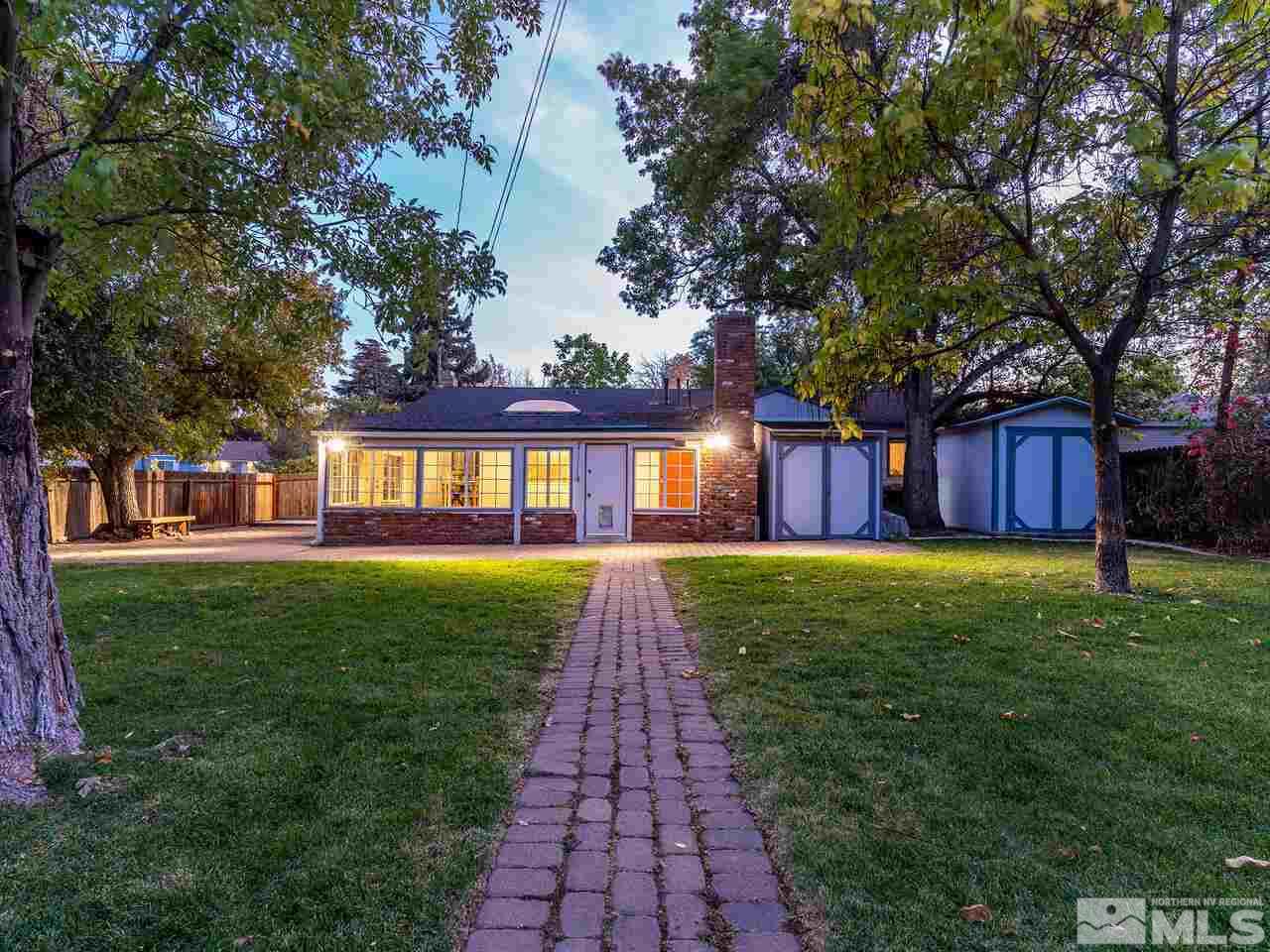1901 Elmcrest Drive Reno, NV 89503 - Photo 6 of 31 a front view of a house with garden