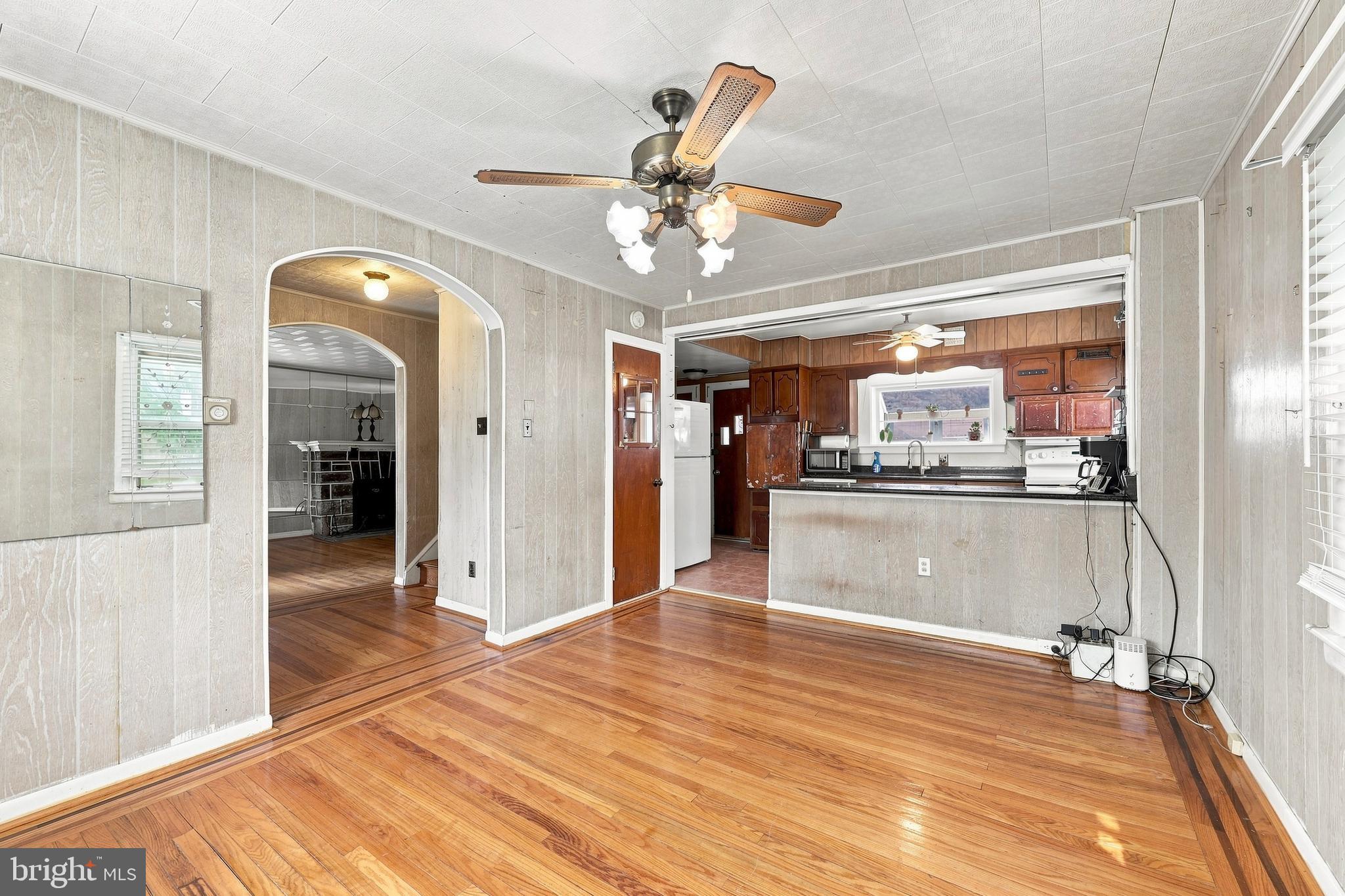 23 East Providence Road Lansdowne, PA 19050 - Photo 5 of 15 Gallery Image 5