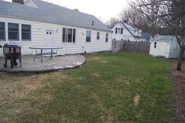 15 Carter Road Lynnfield, MA 01940 - Photo 19 of 20 Gallery Image 19