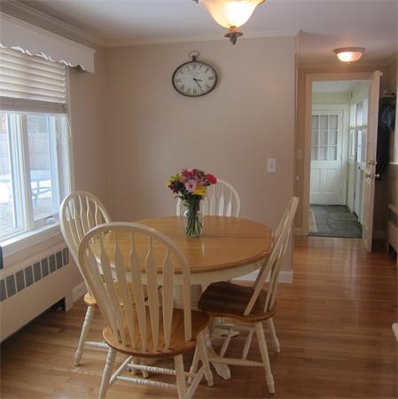 15 Carter Road Lynnfield, MA 01940 - Photo 4 of 20 Gallery Image 4
