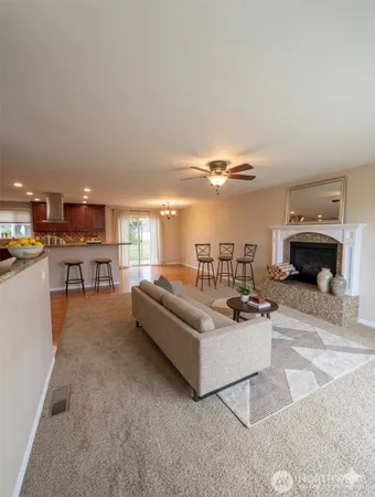 $735,000 | 5006 Northeast 6th Street, Renton, WA 98059