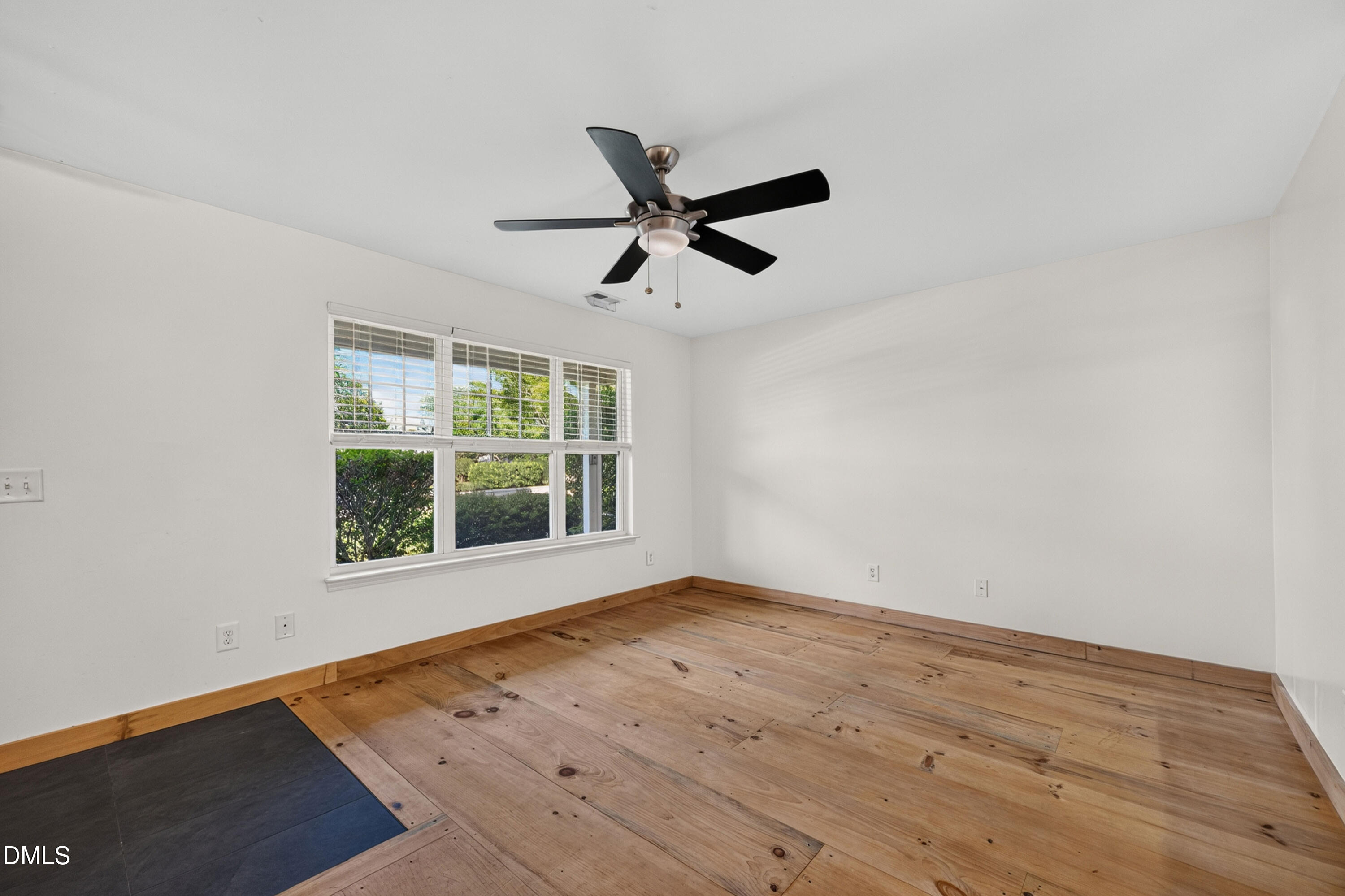 3645 Bison Hill Lane Raleigh, NC 27604 - Photo 7 of 46 DSC_4055