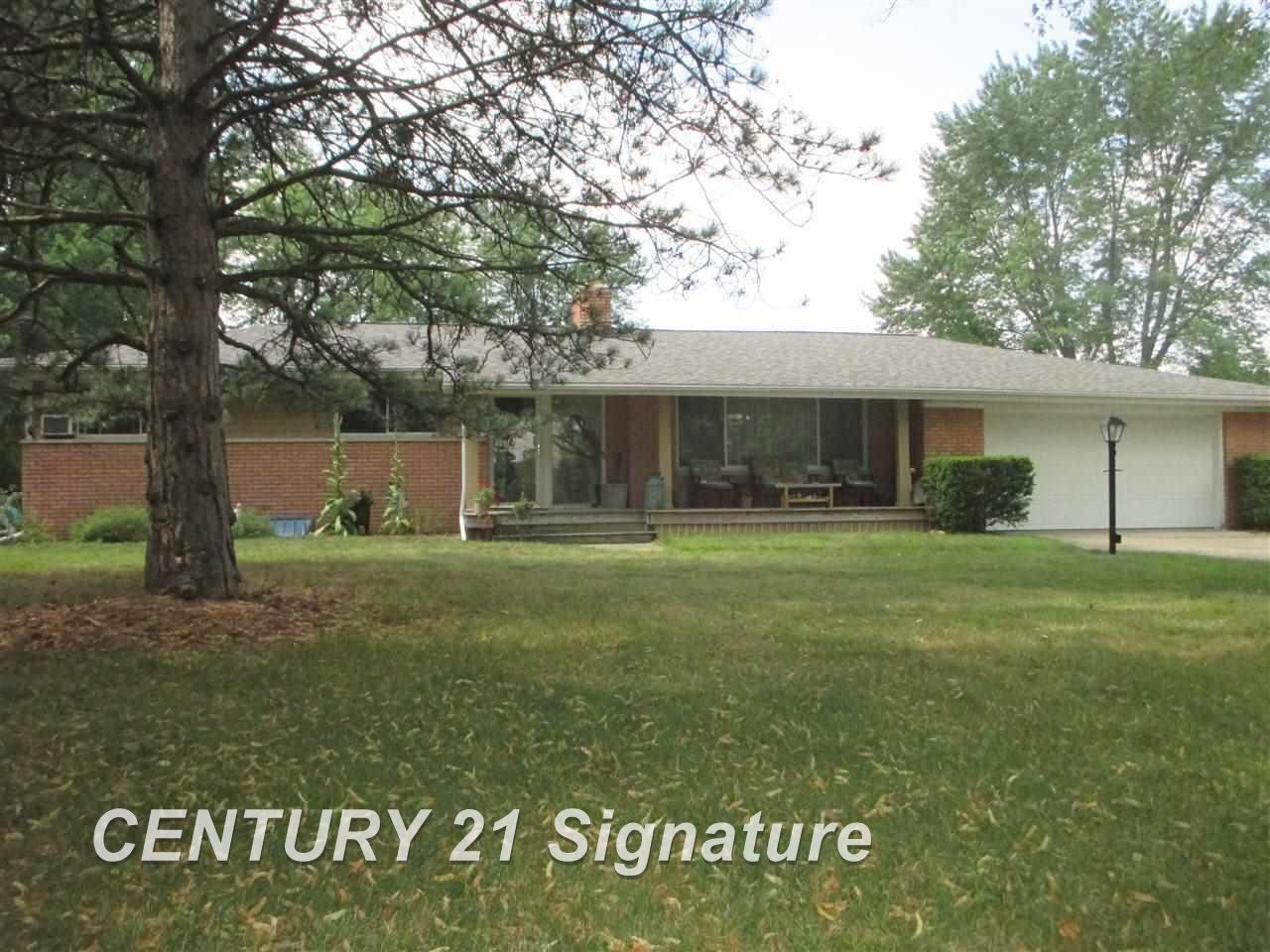 8433 North McKinley Road Flushing, MI 48433 - Photo 2 of 22
