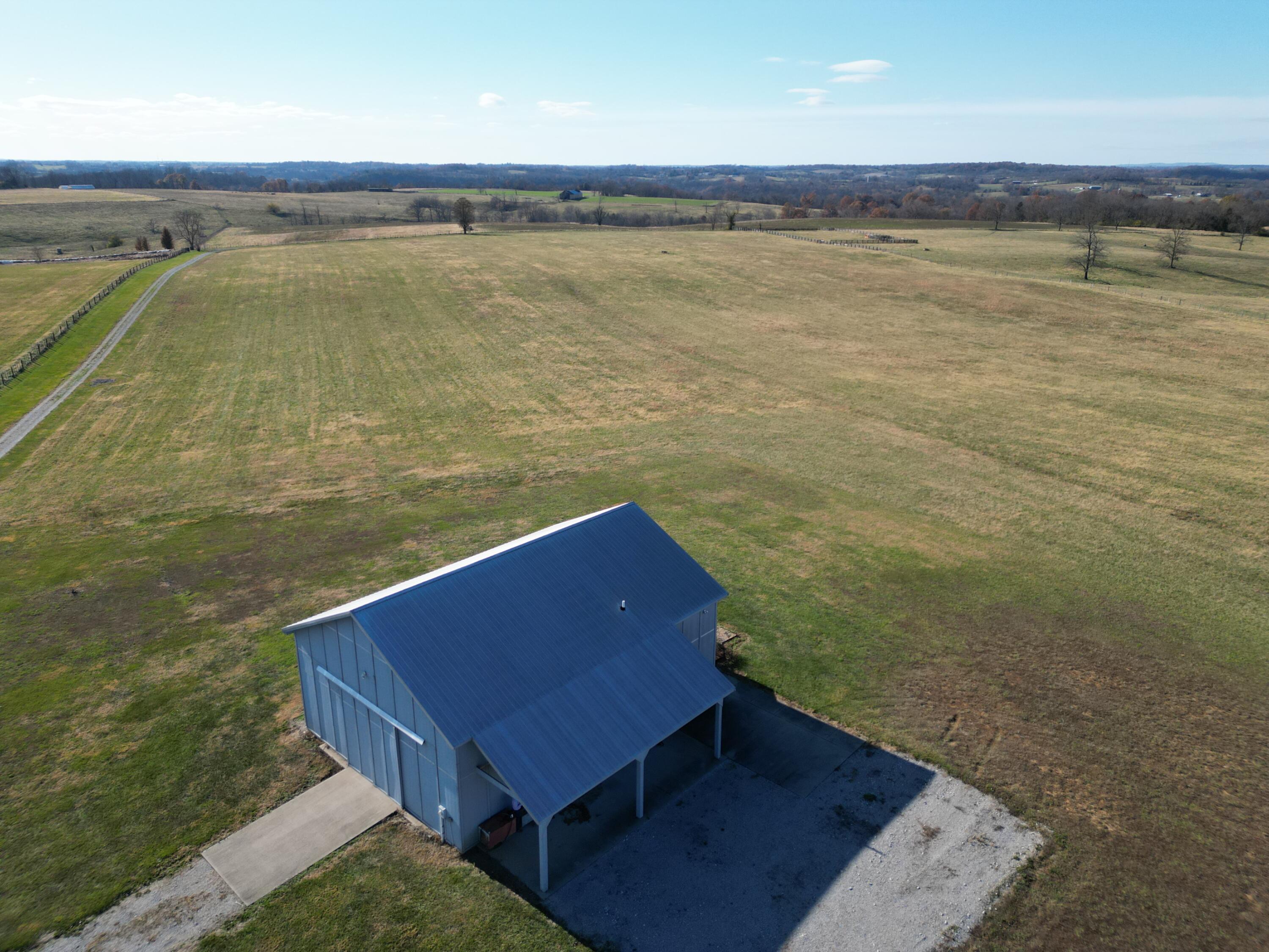 246 Montague Road Versailles, KY 40383 - Photo 8 of 27 DJI_0265