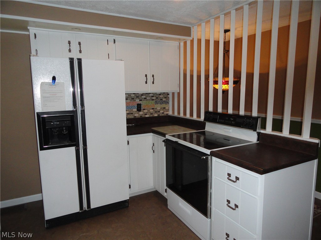 397 Fairview Road Chester, WV 26034 - Photo 7 of 27