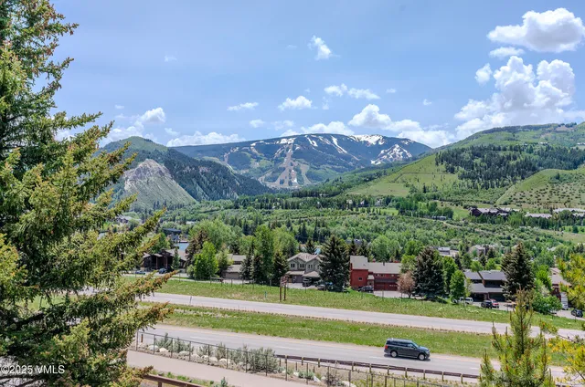 $875,000 | 600 Nottingham Road, Unit 8, Avon, CO 81620