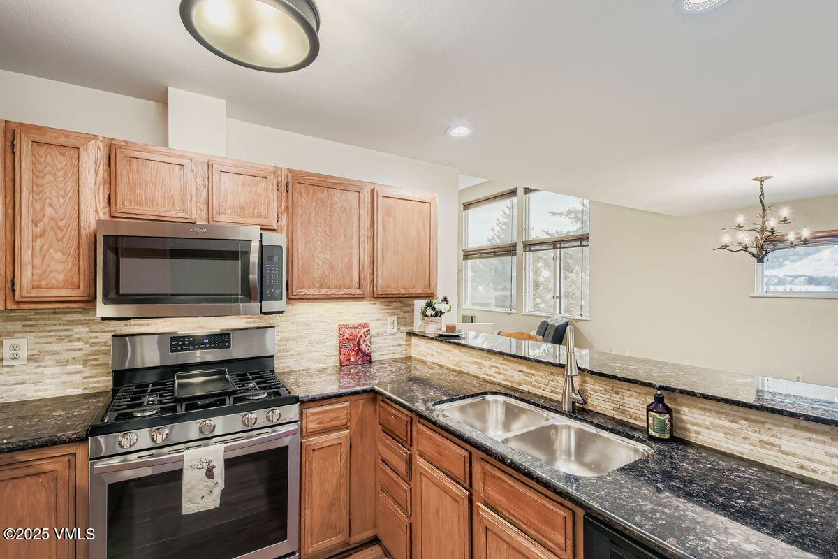 600 Nottingham Road, Unit 8 Avon, CO 81620 - Photo 3 of 18 photo_offline_007